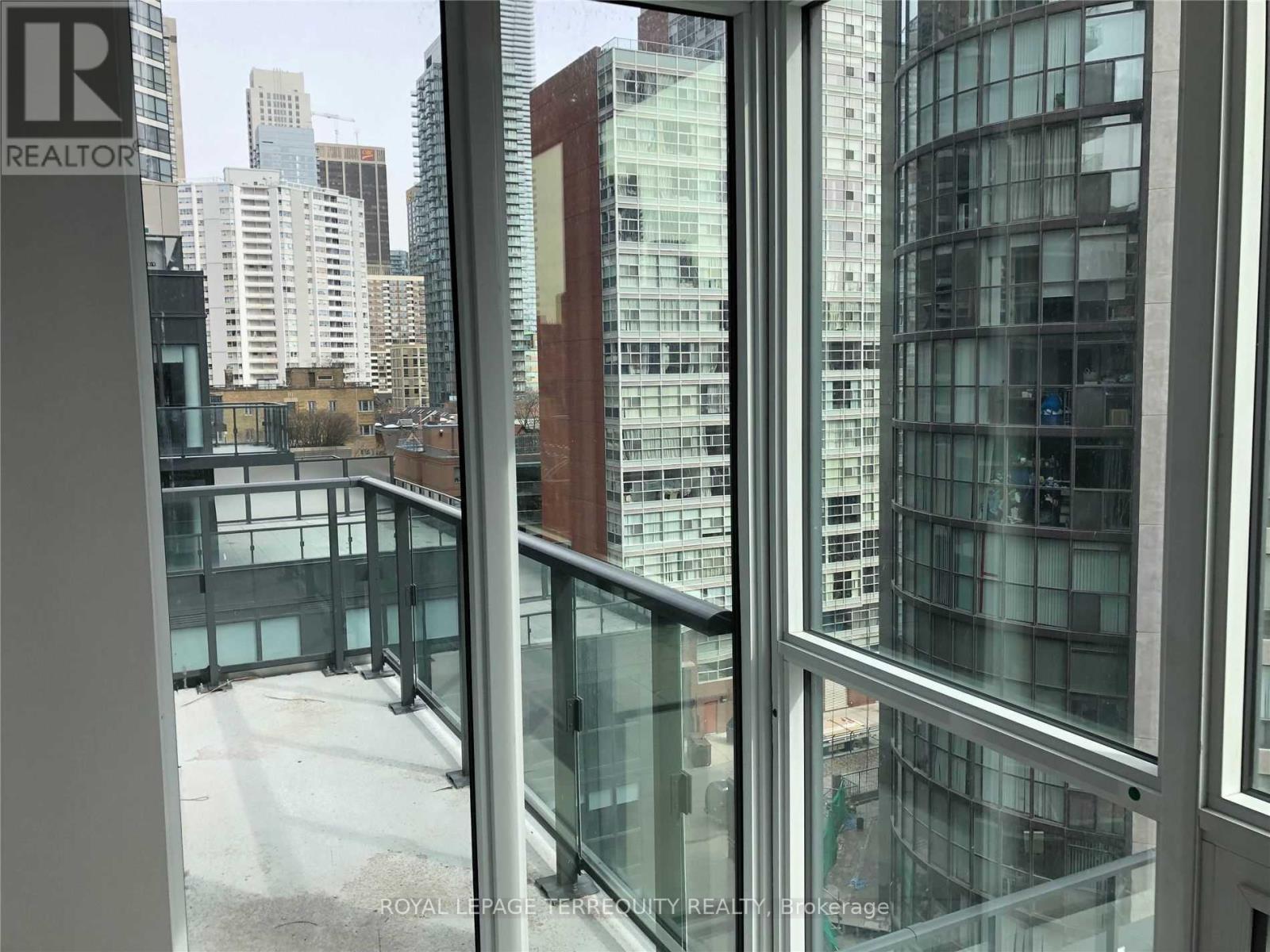 803 - 955 Bay Street, Toronto, Ontario  M5S 0C6 - Photo 4 - C13586450