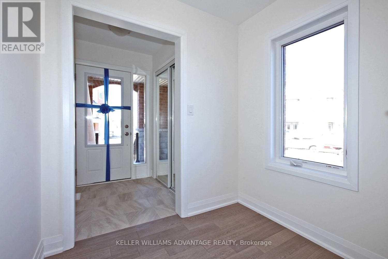 45 Fusilier Drive, Toronto, Ontario  M1L 0J4 - Photo 2 - E13586428