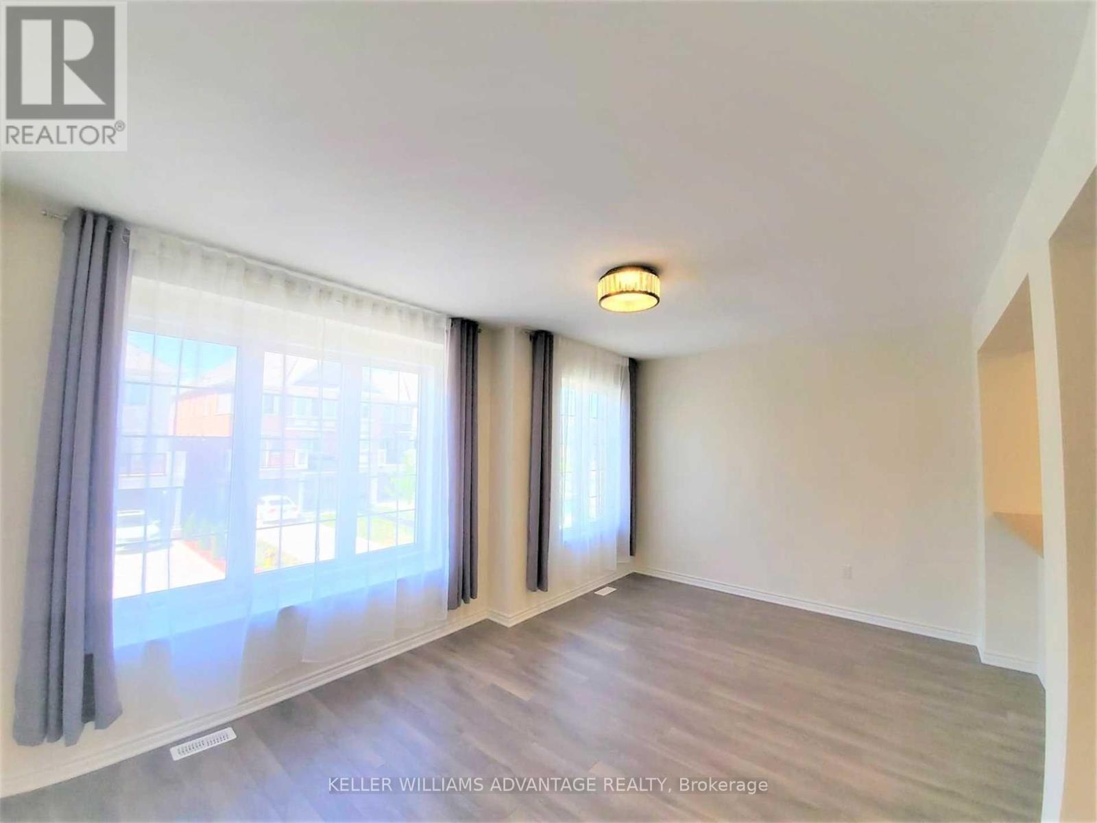 45 Fusilier Drive, Toronto, Ontario  M1L 0J4 - Photo 3 - E13586428