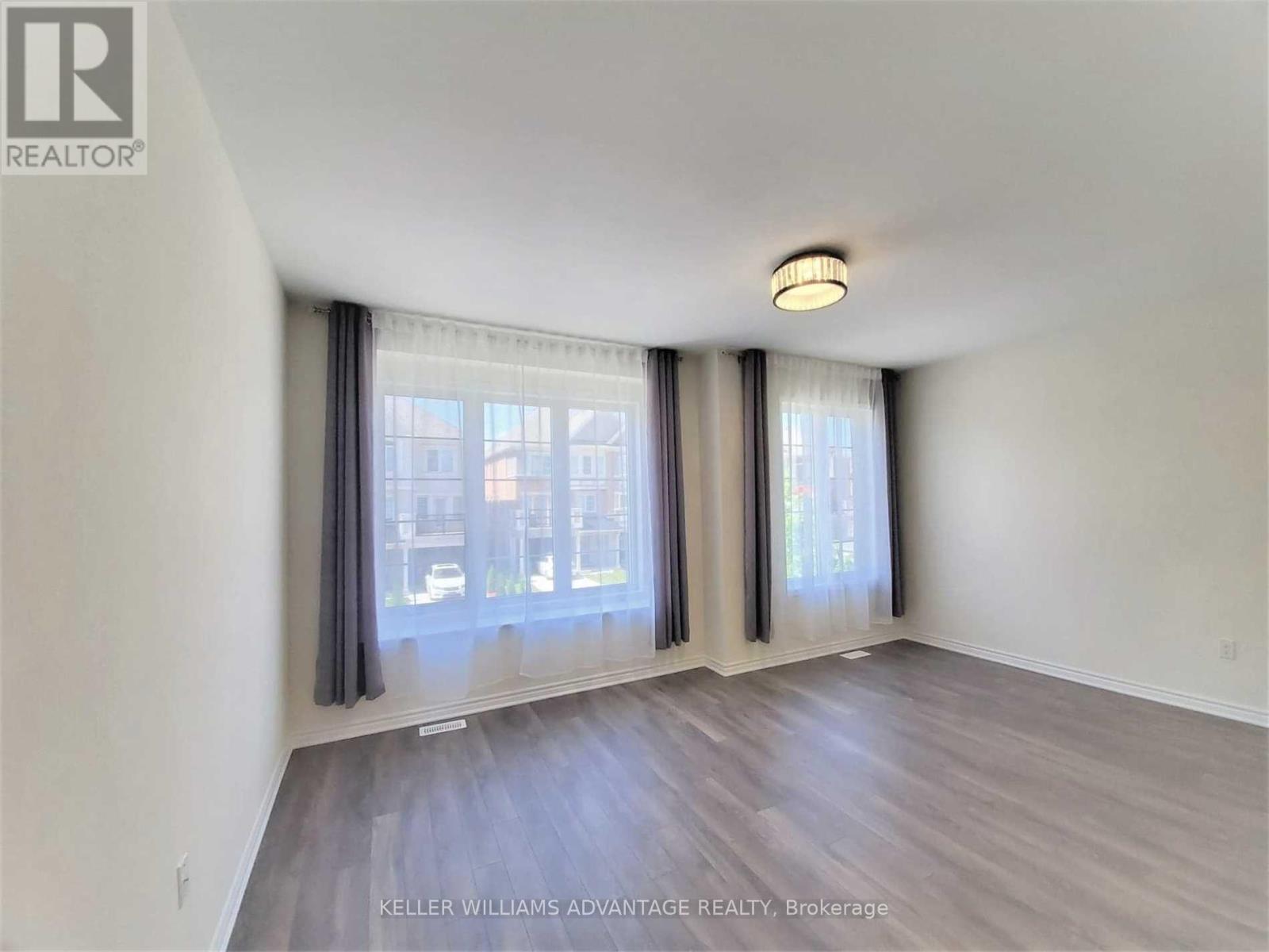45 Fusilier Drive, Toronto, Ontario  M1L 0J4 - Photo 7 - E13586428