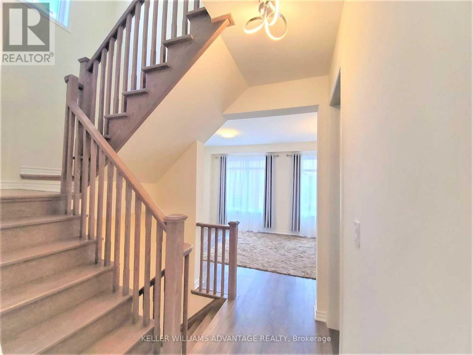 45 Fusilier Drive, Toronto, Ontario  M1L 0J4 - Photo 8 - E13586428