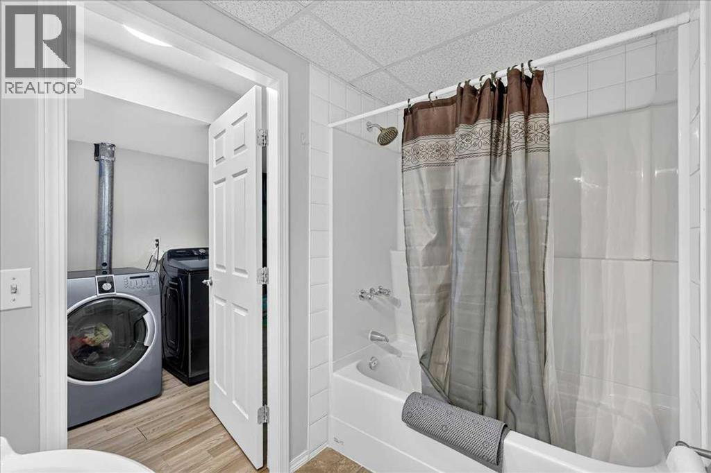 39 Bridlewood Avenue SW, Calgary, Alberta  T2Y 3T3 - Photo 36 - A2323974
