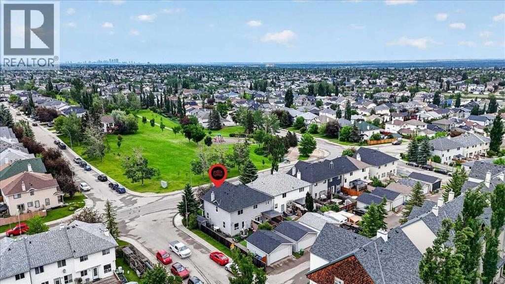 39 Bridlewood Avenue SW, Calgary, Alberta  T2Y 3T3 - Photo 43 - A2323974