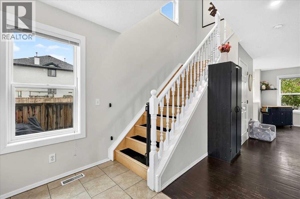 39 Bridlewood Avenue SW, Calgary, Alberta  T2Y 3T3 - Photo 18 - A2323974