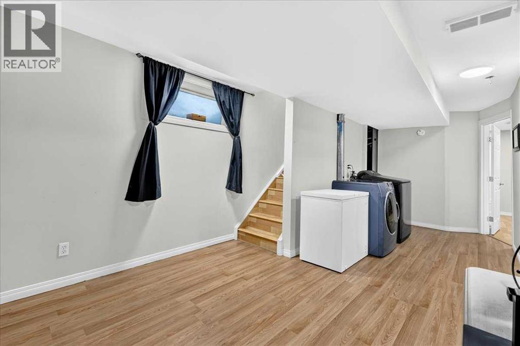 39 Bridlewood Avenue SW, Calgary, Alberta  T2Y 3T3 - Photo 31 - A2323974
