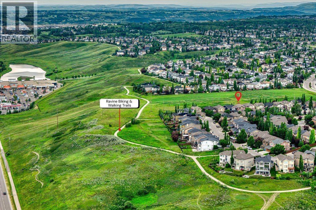 474 Tuscany Ravine Road NW, Calgary, Alberta  T3L 3B2 - Photo 3 - A2330081