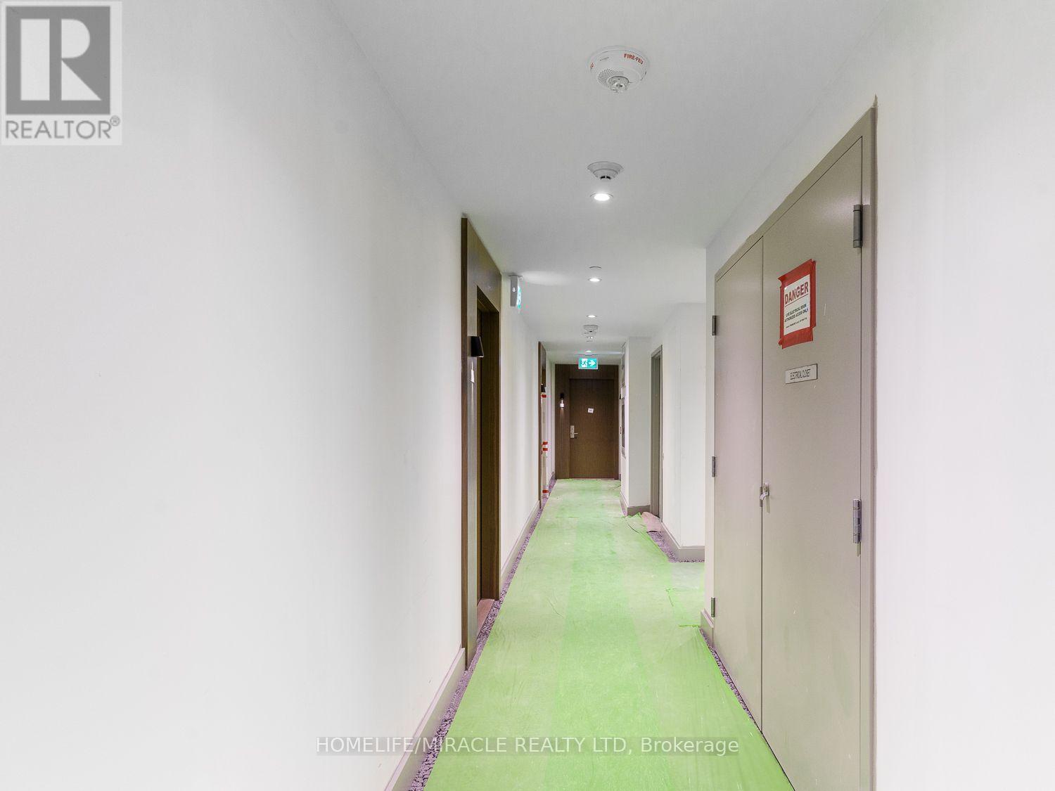 1701 - 1926 Lakeshore Boulevard W, Toronto, Ontario  M6S 1A1 - Photo 6 - W13586380