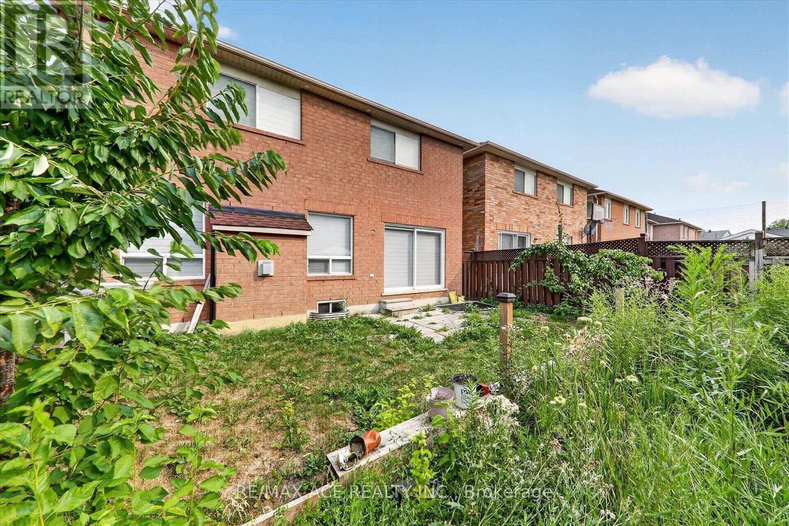 24 Zimmer Street, Brampton, Ontario L6S 6L3 - Photo 40 - W13586404