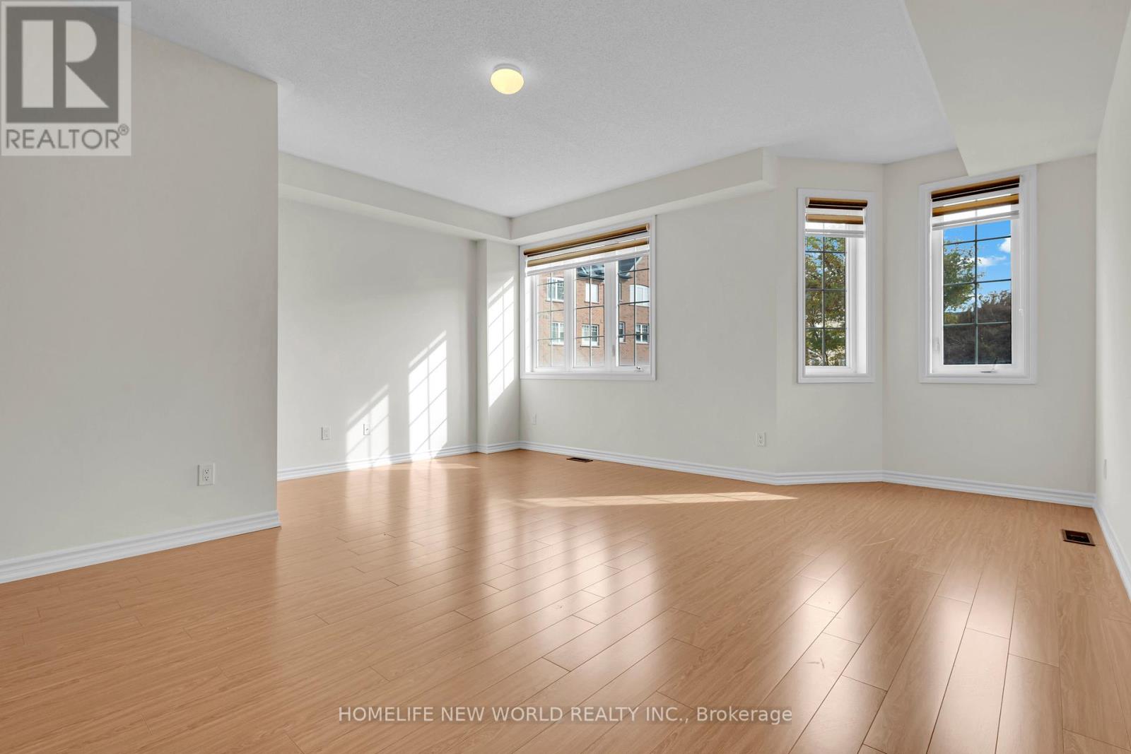 8 Shiff Crescent, Brampton, Ontario  L6Z 0H5 - Photo 9 - W13586410
