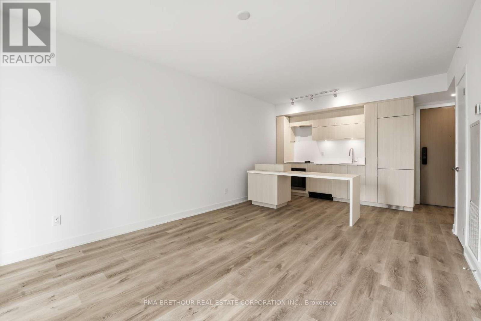 909 - 370 Martha Street, Burlington, Ontario  L7R 0G9 - Photo 5 - W13586444
