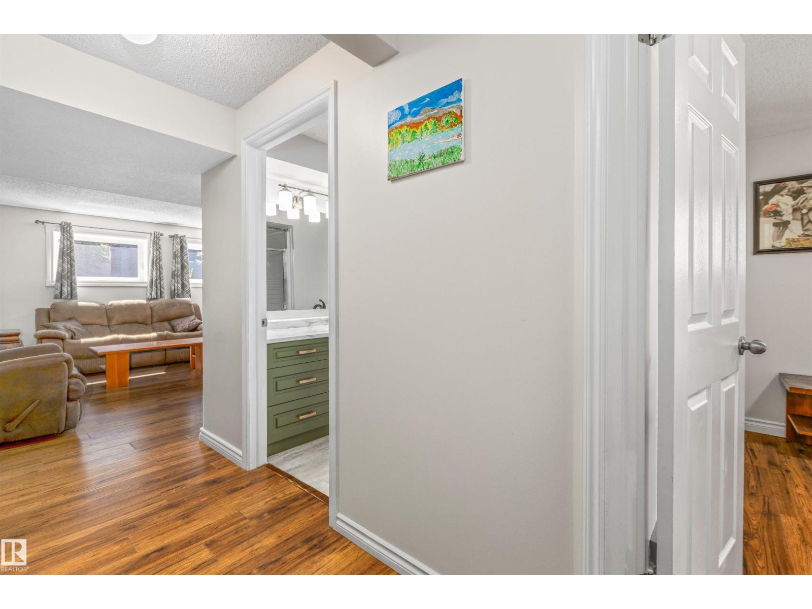 13 Westpark Co, Fort Saskatchewan, Alberta  T8L 3W9 - Photo 3 - E4499883