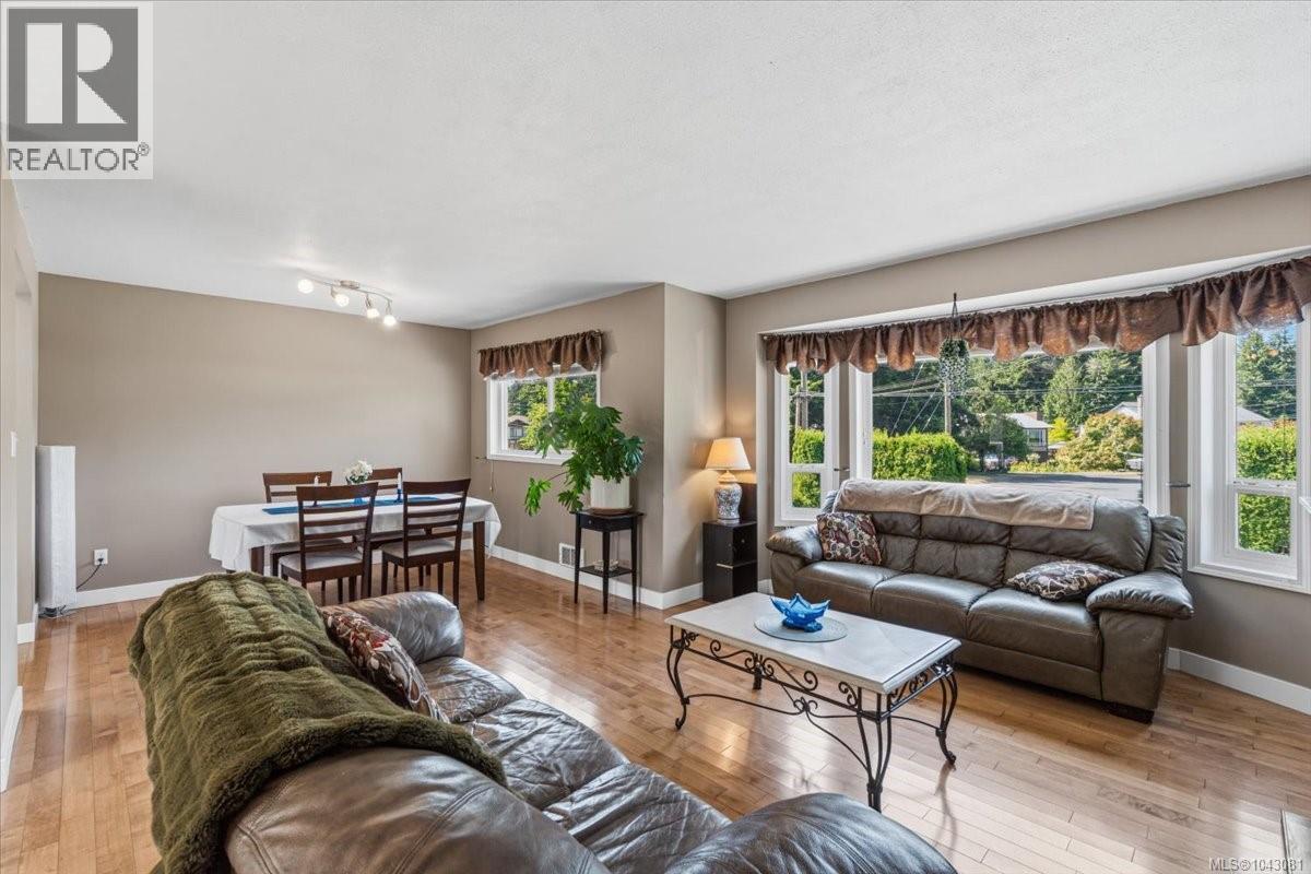 2712 Labieux Rd, Nanaimo, British Columbia  V9T 3N6 - Photo 12 - 1043081