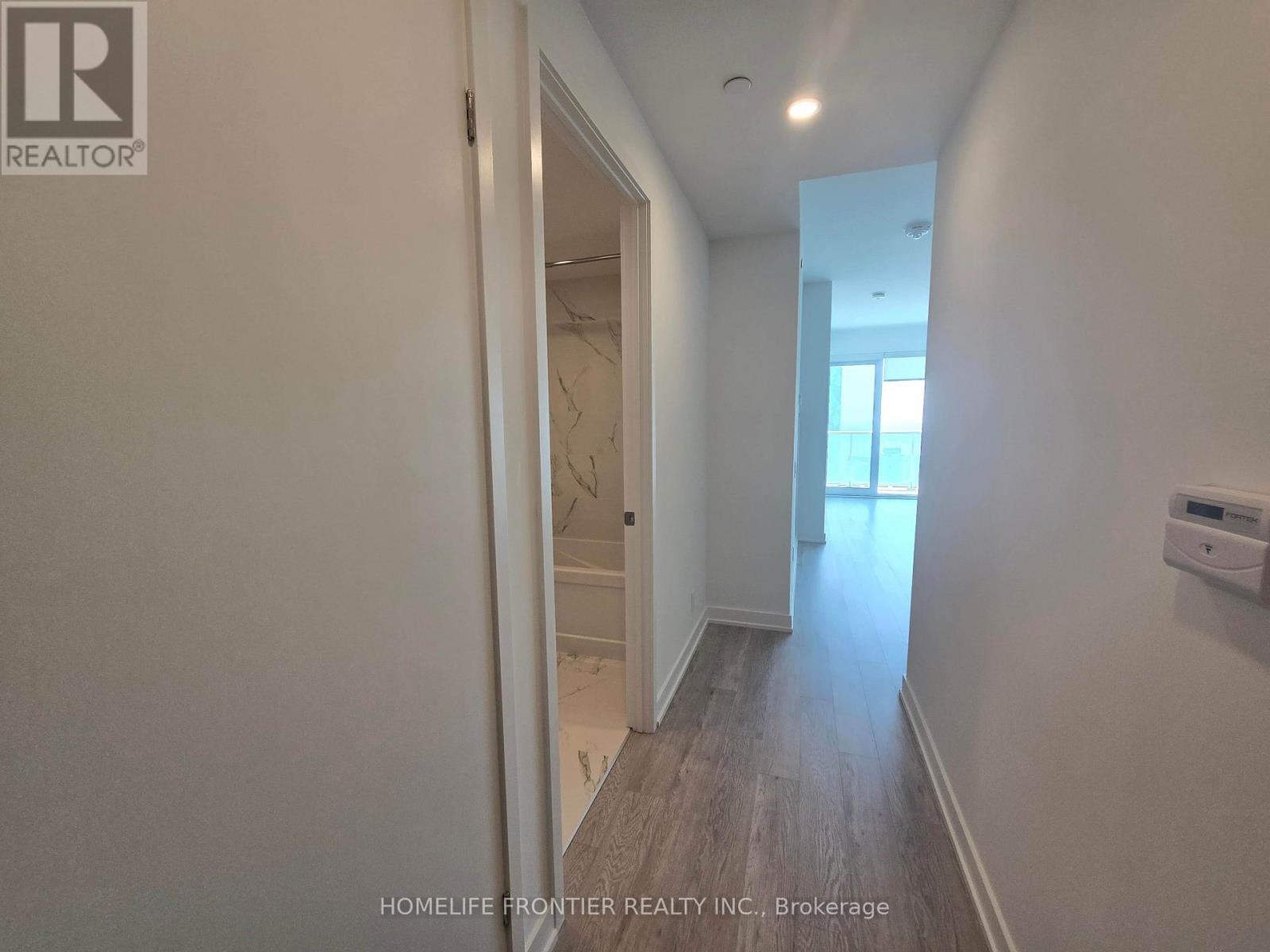 4808 - 88 Queen Street E, Toronto, Ontario  M5C 0B6 - Photo 3 - C13570874