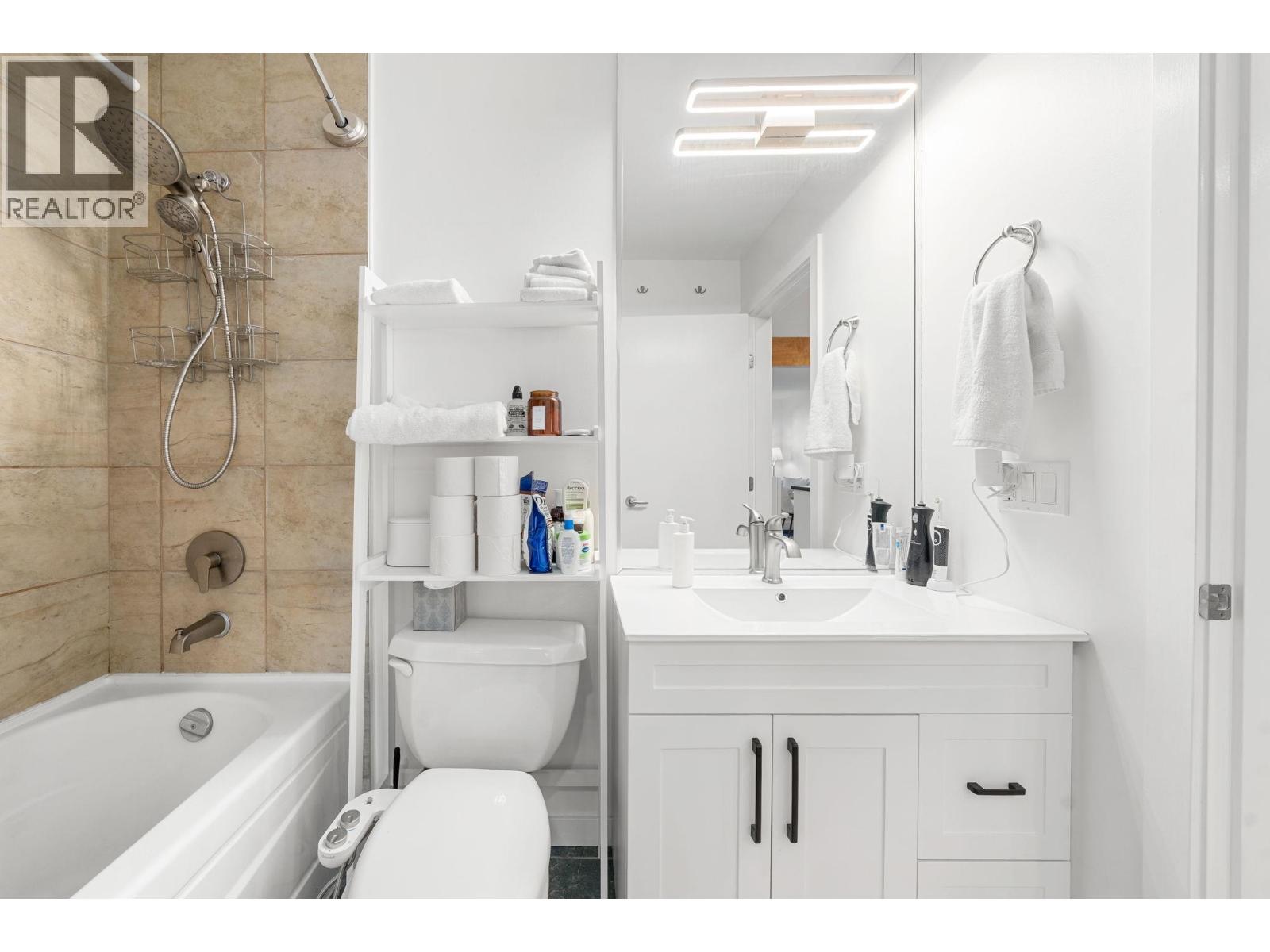 317 530 Raven Woods Drive, North Vancouver, British Columbia V7G 2T5 - Photo 12 - R3148263