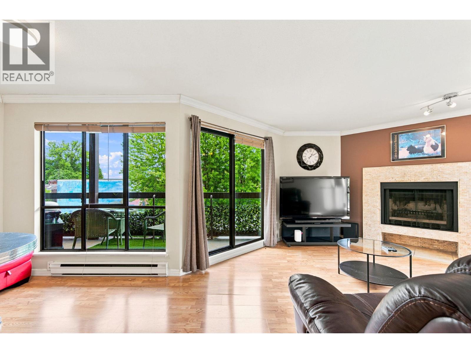 104 2181 Panorama Drive, North Vancouver, British Columbia  V7G 1V3 - Photo 2 - R3148272