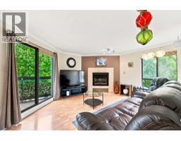 104 2181 PANORAMA DRIVE, North Vancouver, British Columbia
