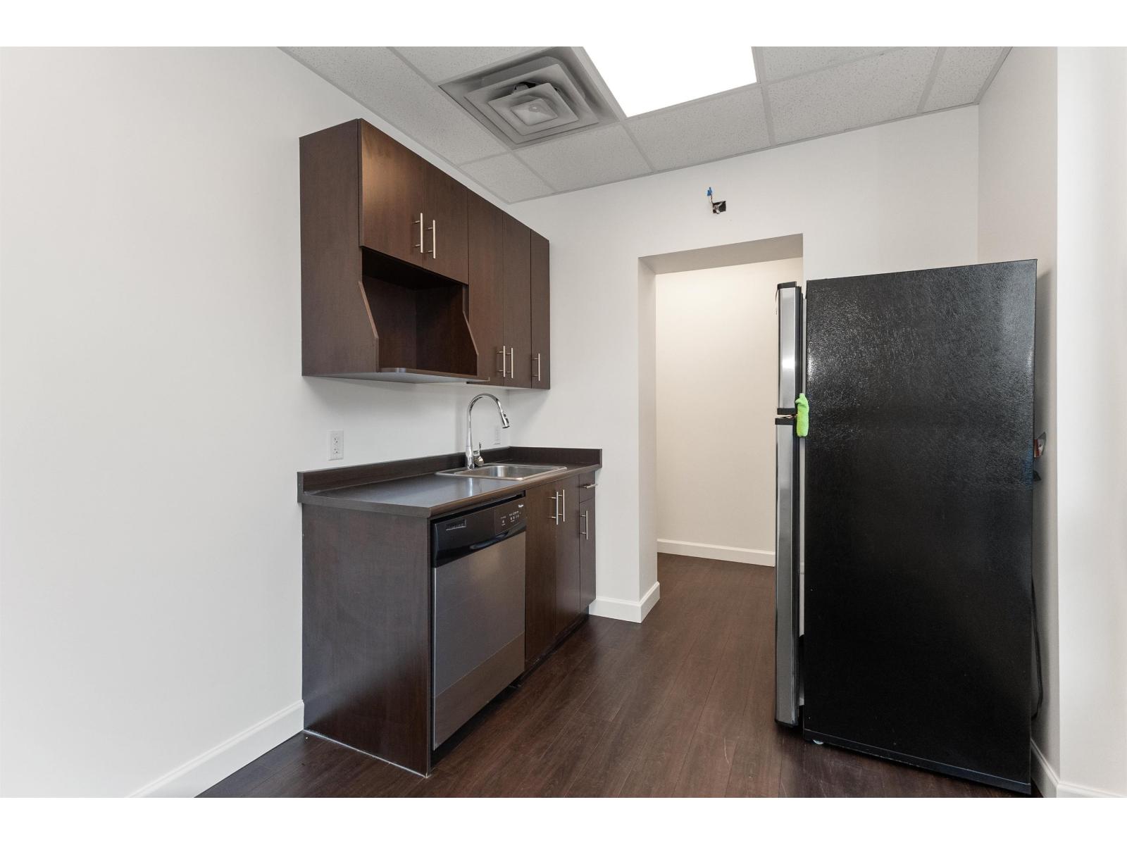 201 2692 Clearbrook Road, Abbotsford, British Columbia V2T 2Y8 - Photo 10 - C8074387