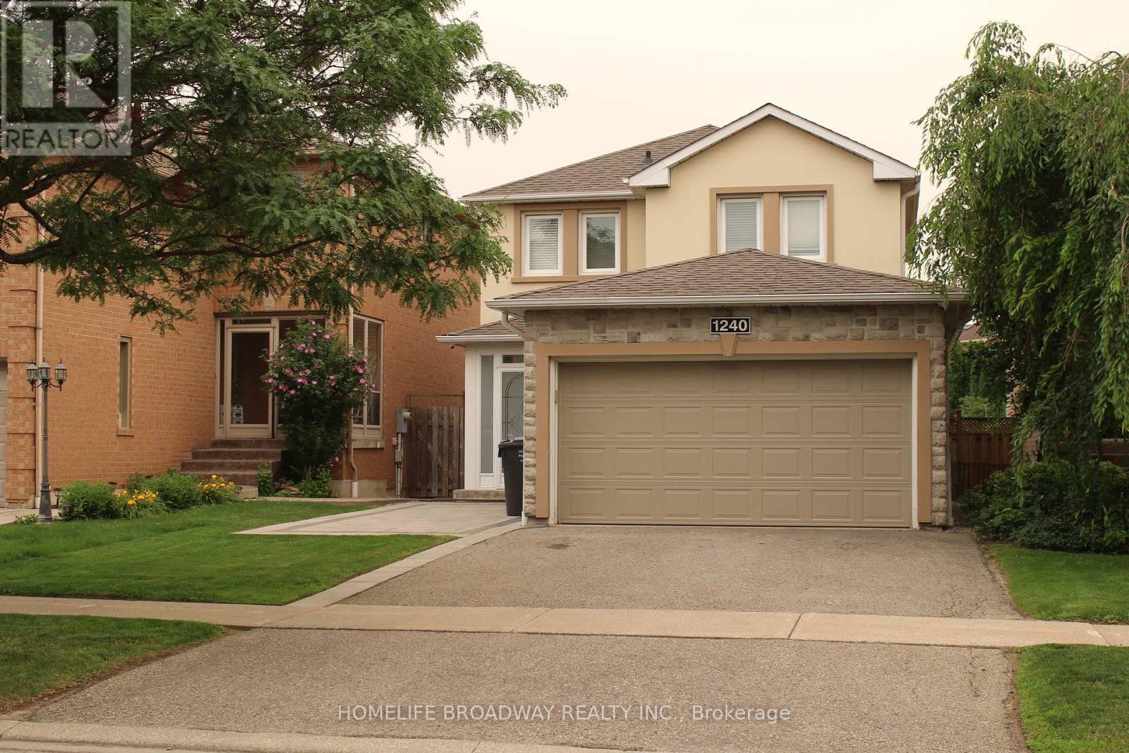 1240 BANTHAM STREET, Mississauga (East Credit)