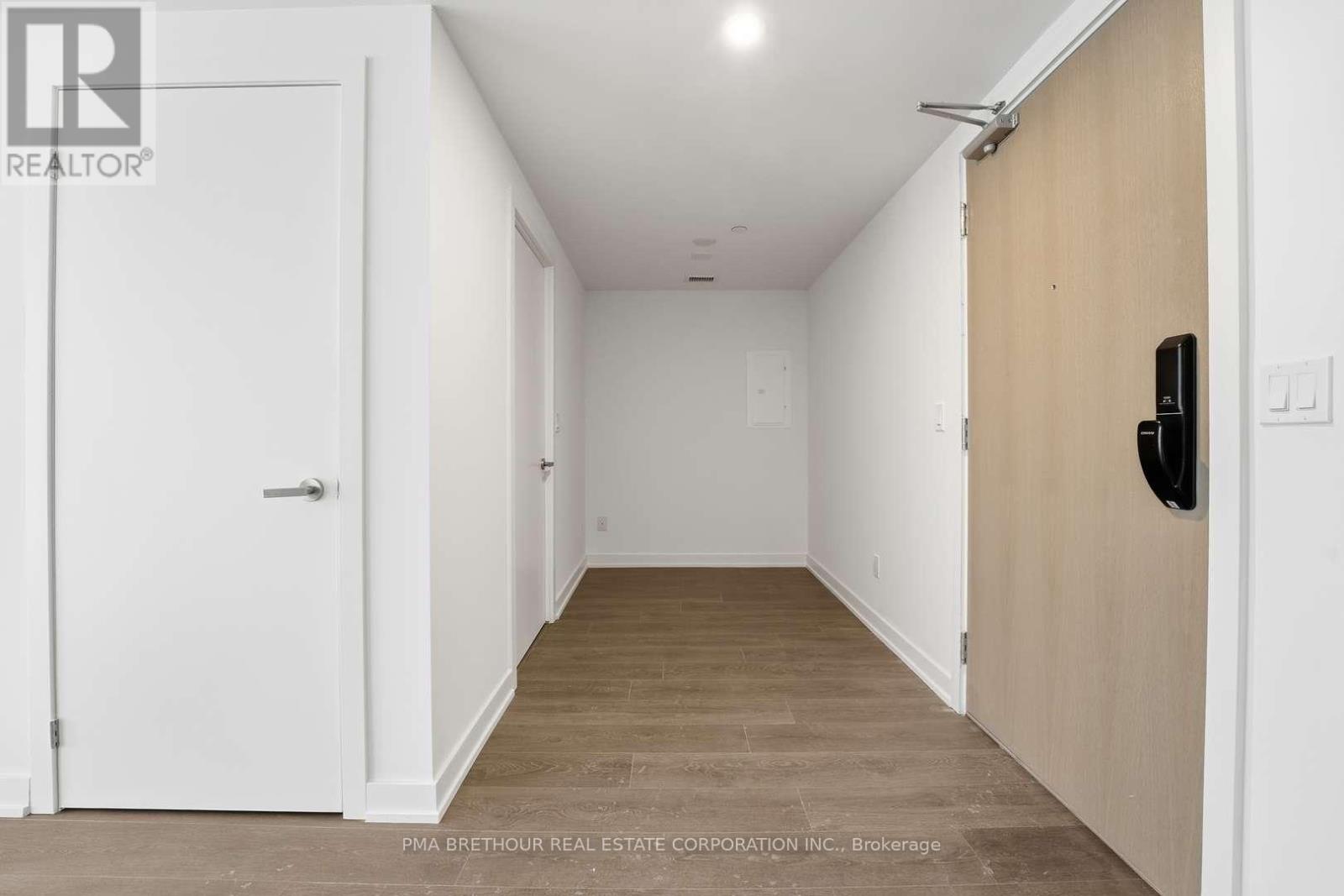 2508 - 370 Martha Street, Burlington, Ontario L7R 0G9 - Photo 6 - W13586456