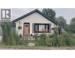 2 FAGAN Street, Peacock Point, Ontario