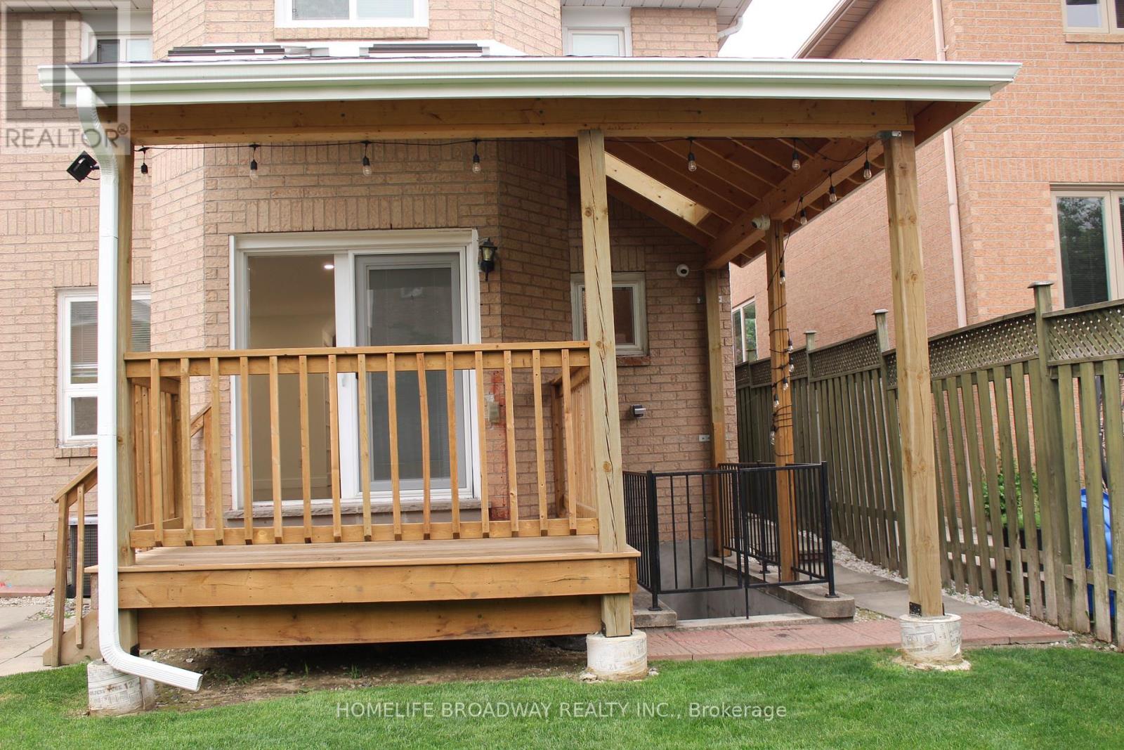 1240 Bantham Street, Mississauga, Ontario L5V 1Y8 - Photo 27 - W13580132