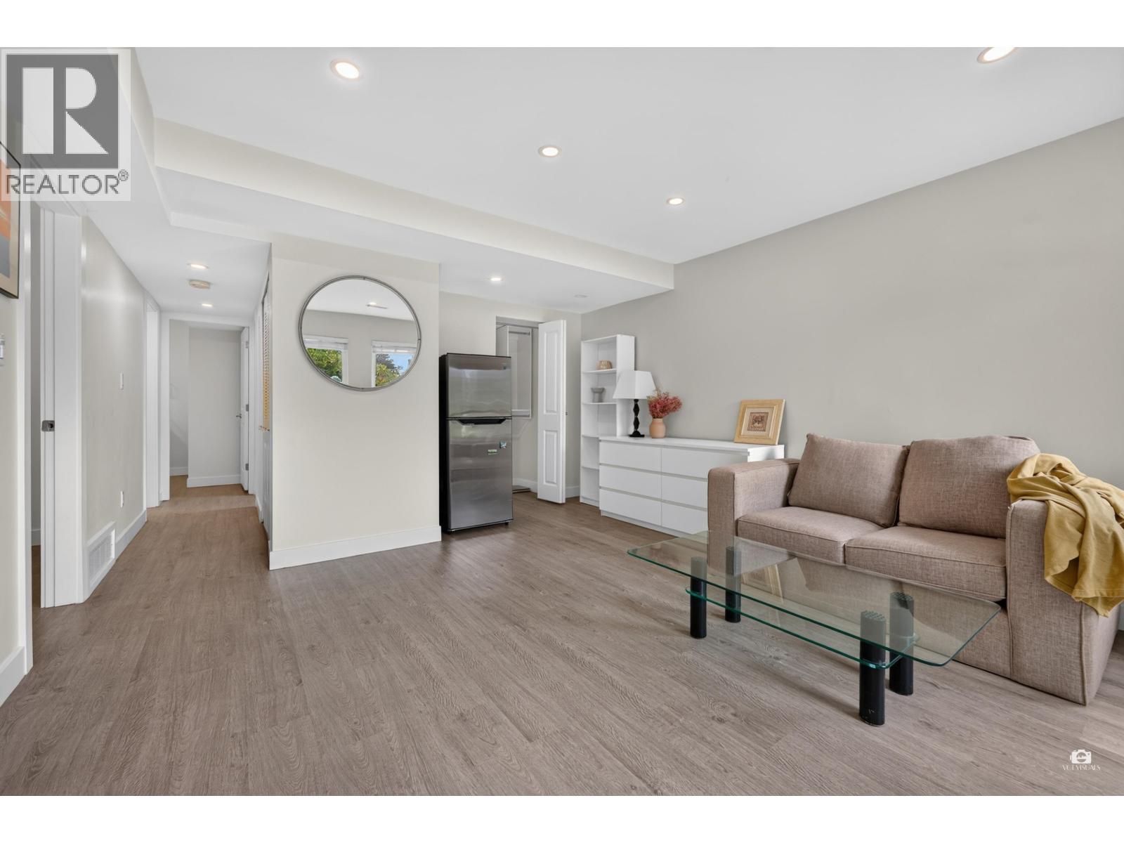196 E 58th Avenue, Vancouver, British Columbia  V5X 1V6 - Photo 4 - R3148270