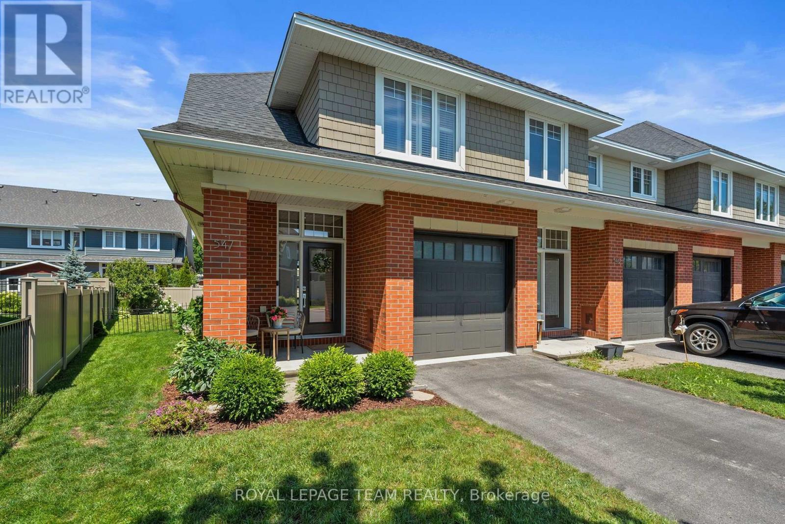 547 Kilspindie Ridge, Ottawa, Ontario K2J 6A2 - Photo 2 - X13586542