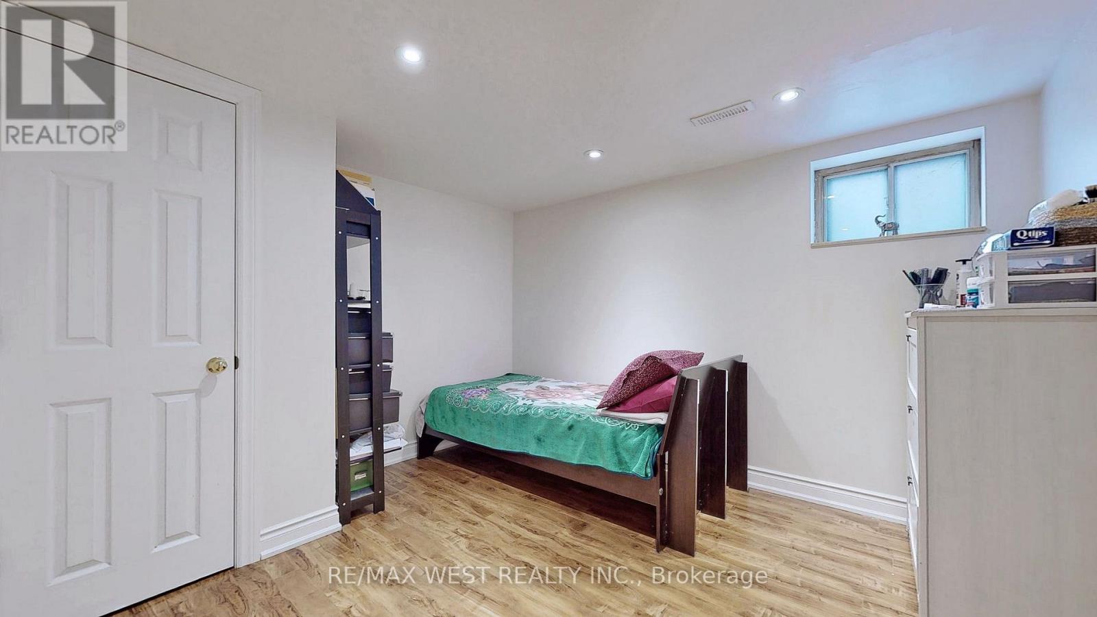 Bsmt - 139 Ranee Avenue, Toronto, Ontario  M6A 1N3 - Photo 17 - C13586520