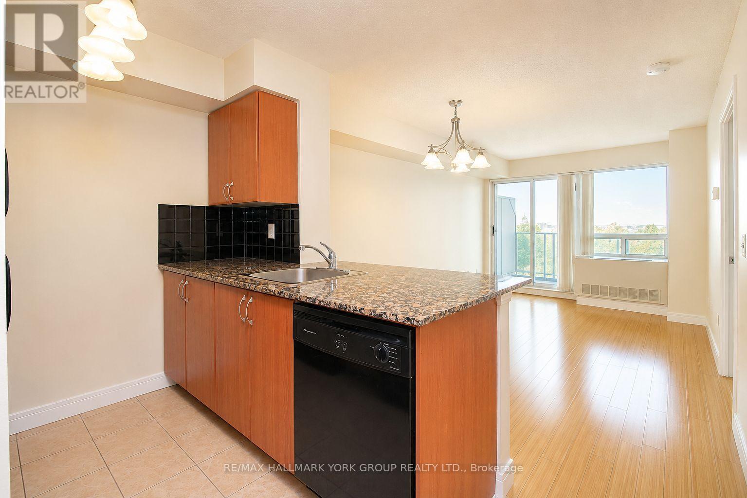 708 - 35 Bales Avenue E, Toronto, Ontario  M2N 7L7 - Photo 6 - C13586548