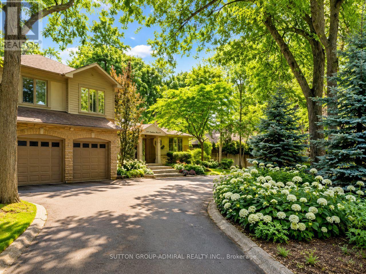 3338 LAKESHORE ROAD W, Oakville, Ontario