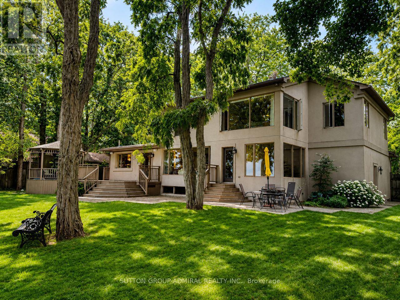 3338 Lakeshore Road W, Oakville, Ontario  L6L 6S6 - Photo 2 - W13586522