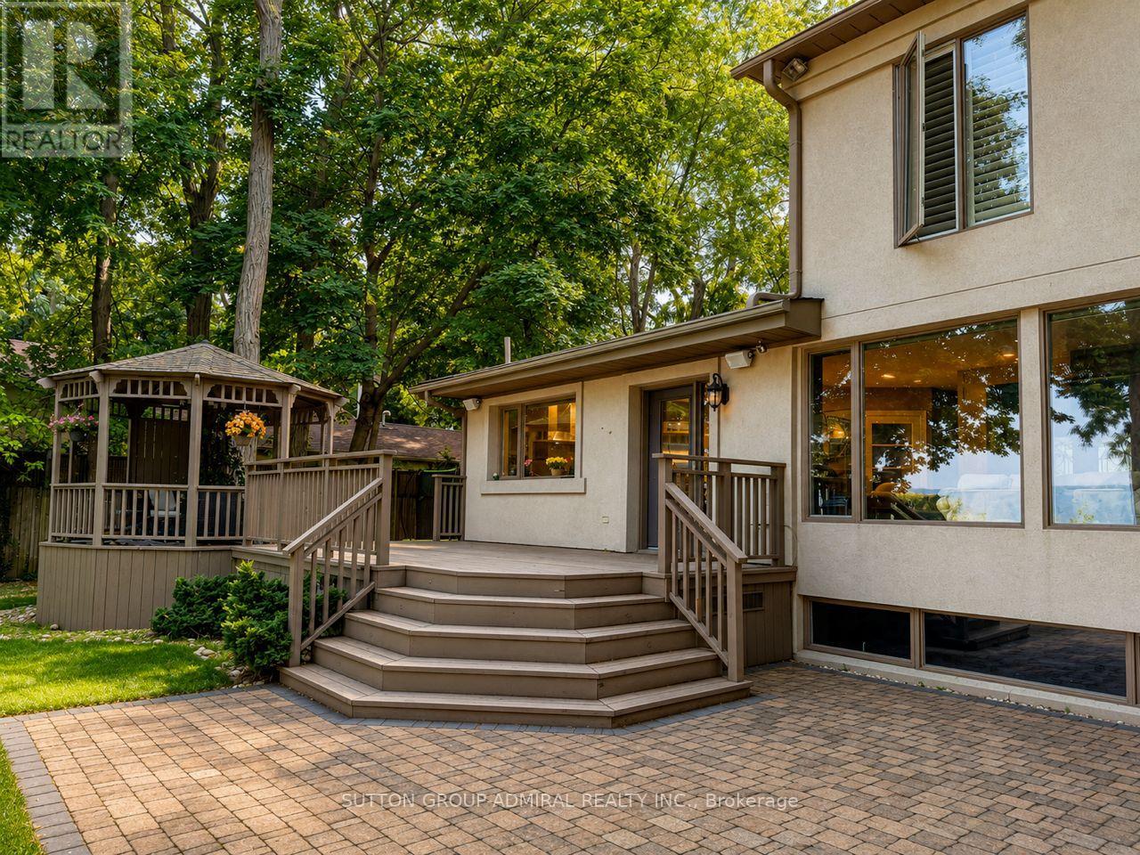 3338 Lakeshore Road W, Oakville, Ontario  L6L 6S6 - Photo 4 - W13586522