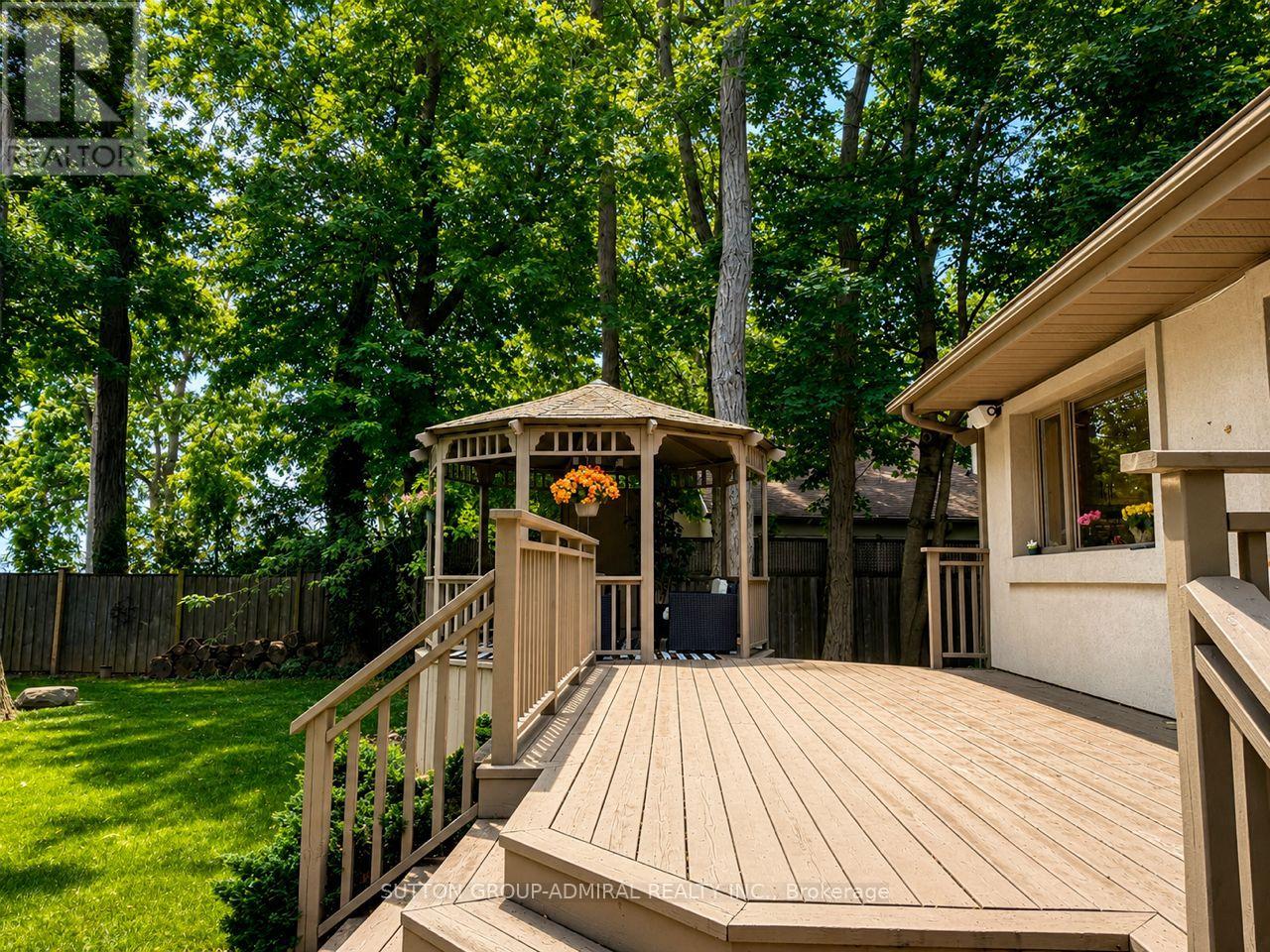 3338 Lakeshore Road W, Oakville, Ontario  L6L 6S6 - Photo 5 - W13586522