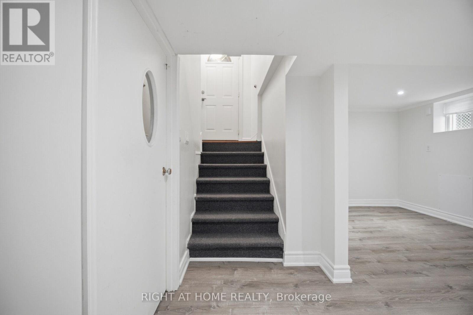 154 Martin Grove Road, Toronto, Ontario  M9B 4K9 - Photo 28 - W13581618