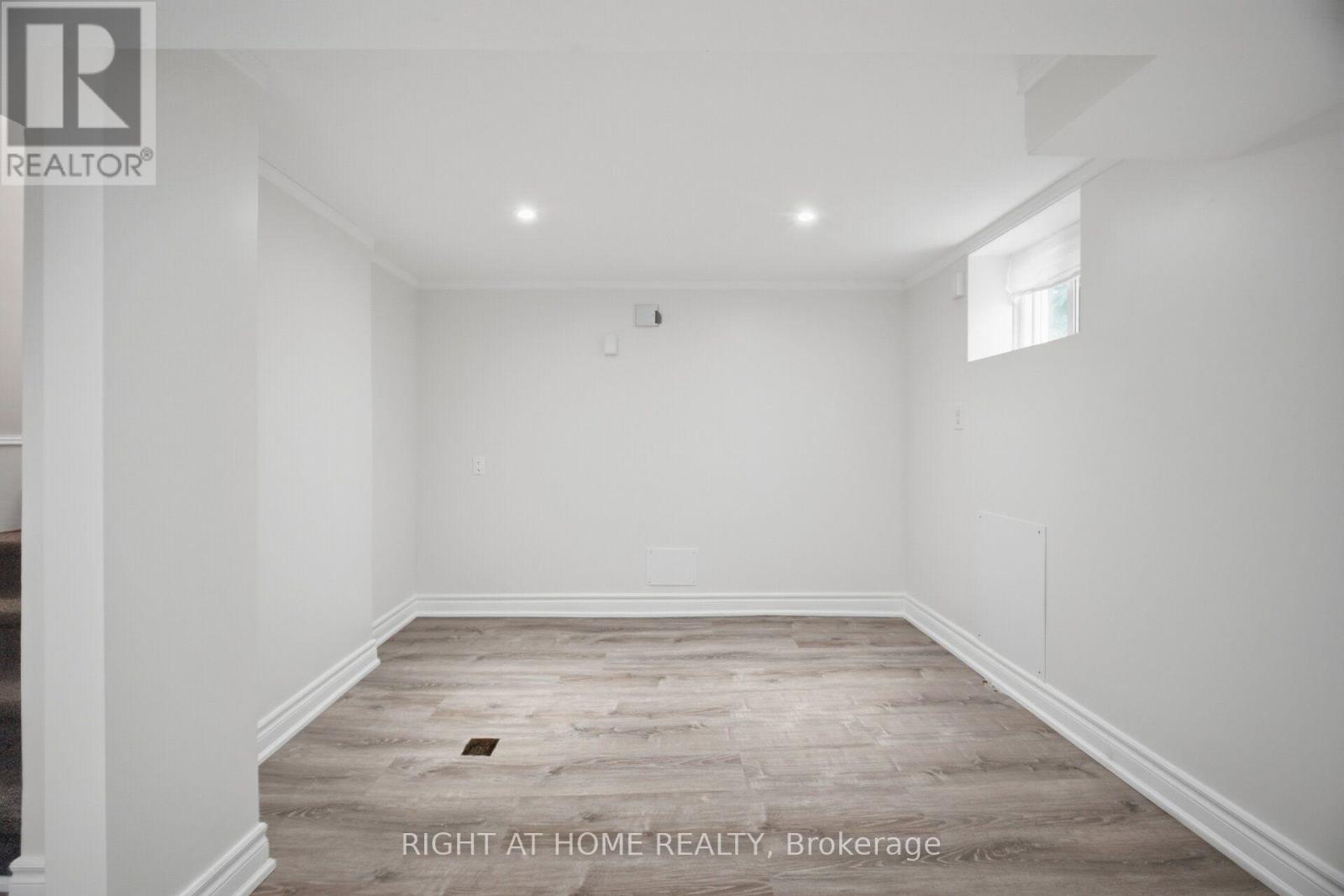 154 Martin Grove Road, Toronto, Ontario  M9B 4K9 - Photo 30 - W13581618