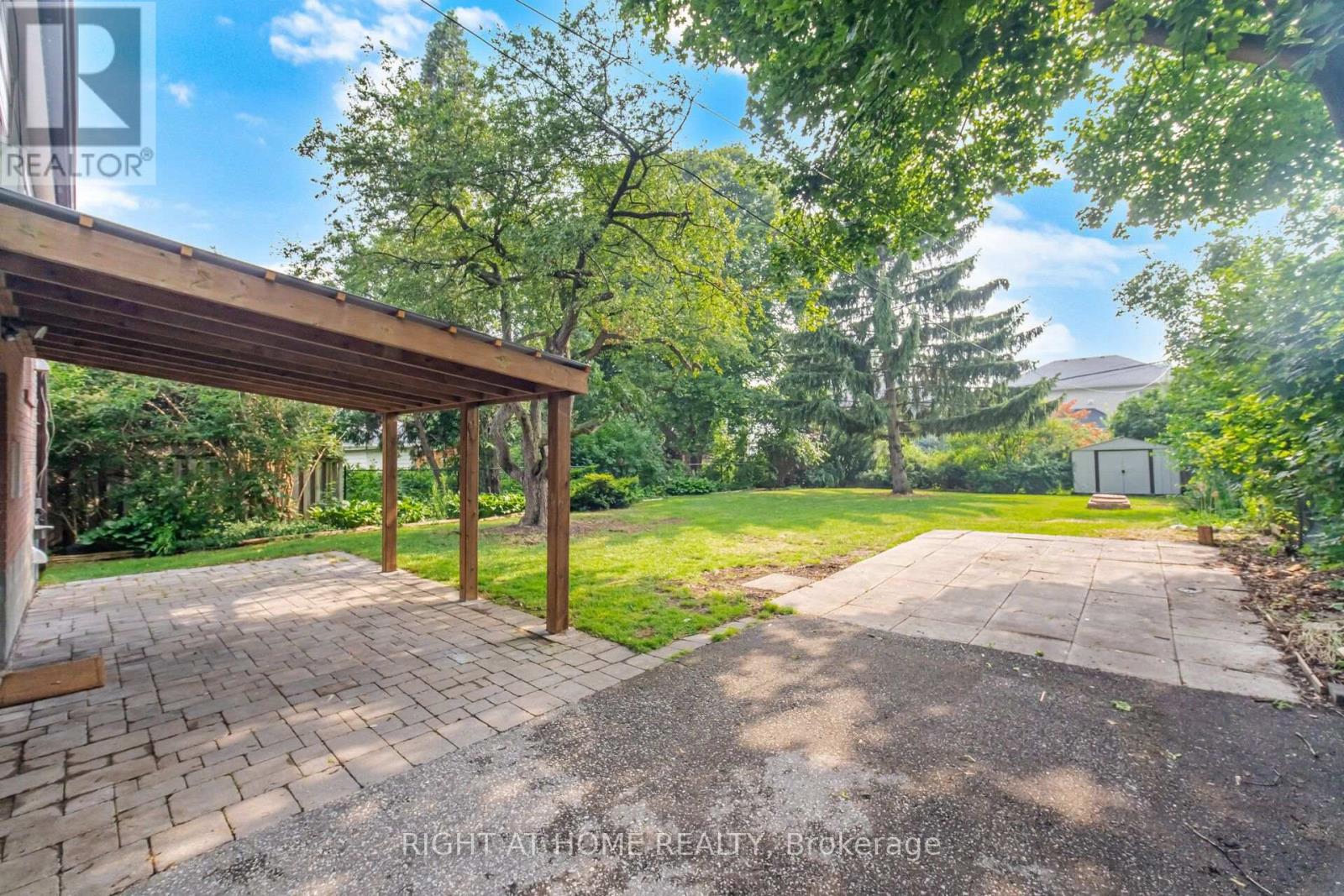 154 Martin Grove Road, Toronto, Ontario  M9B 4K9 - Photo 39 - W13581618