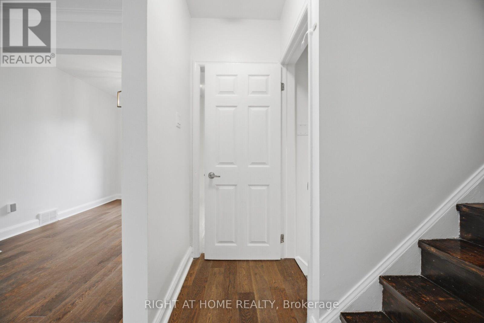 154 Martin Grove Road, Toronto, Ontario  M9B 4K9 - Photo 27 - W13581618