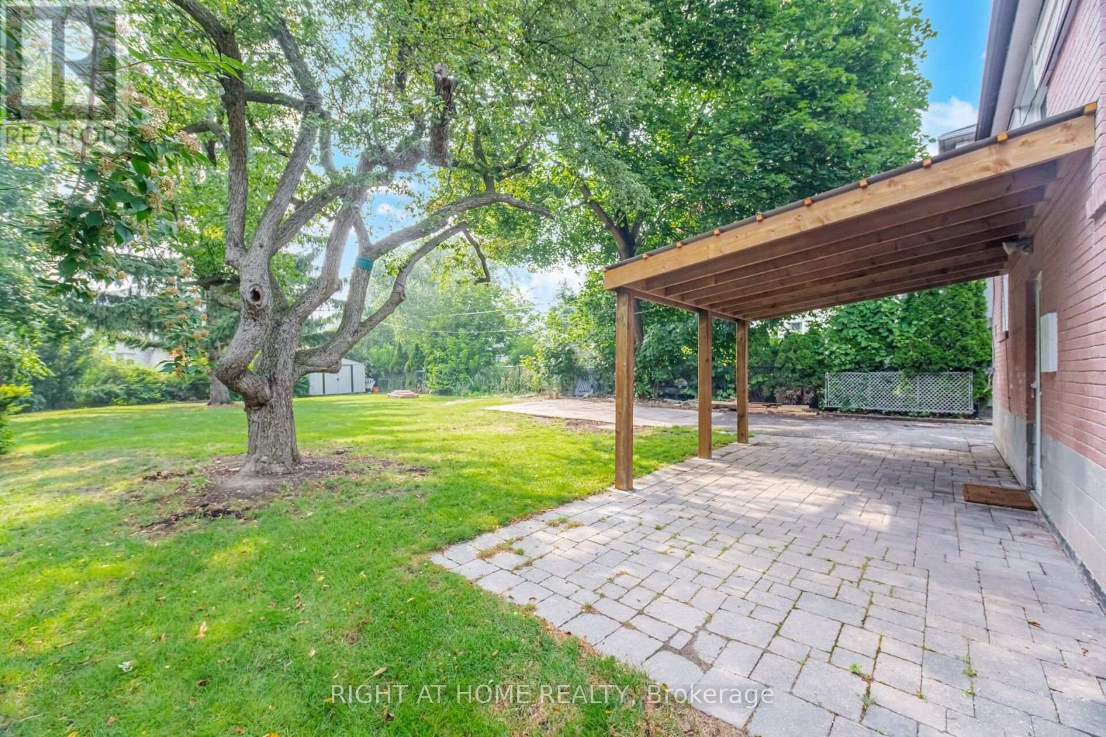 154 Martin Grove Road, Toronto, Ontario  M9B 4K9 - Photo 40 - W13581618
