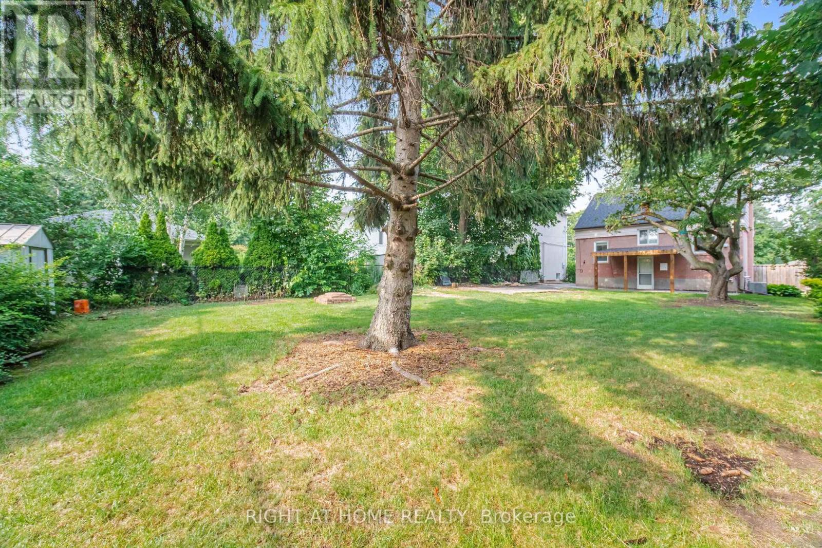 154 Martin Grove Road, Toronto, Ontario  M9B 4K9 - Photo 41 - W13581618
