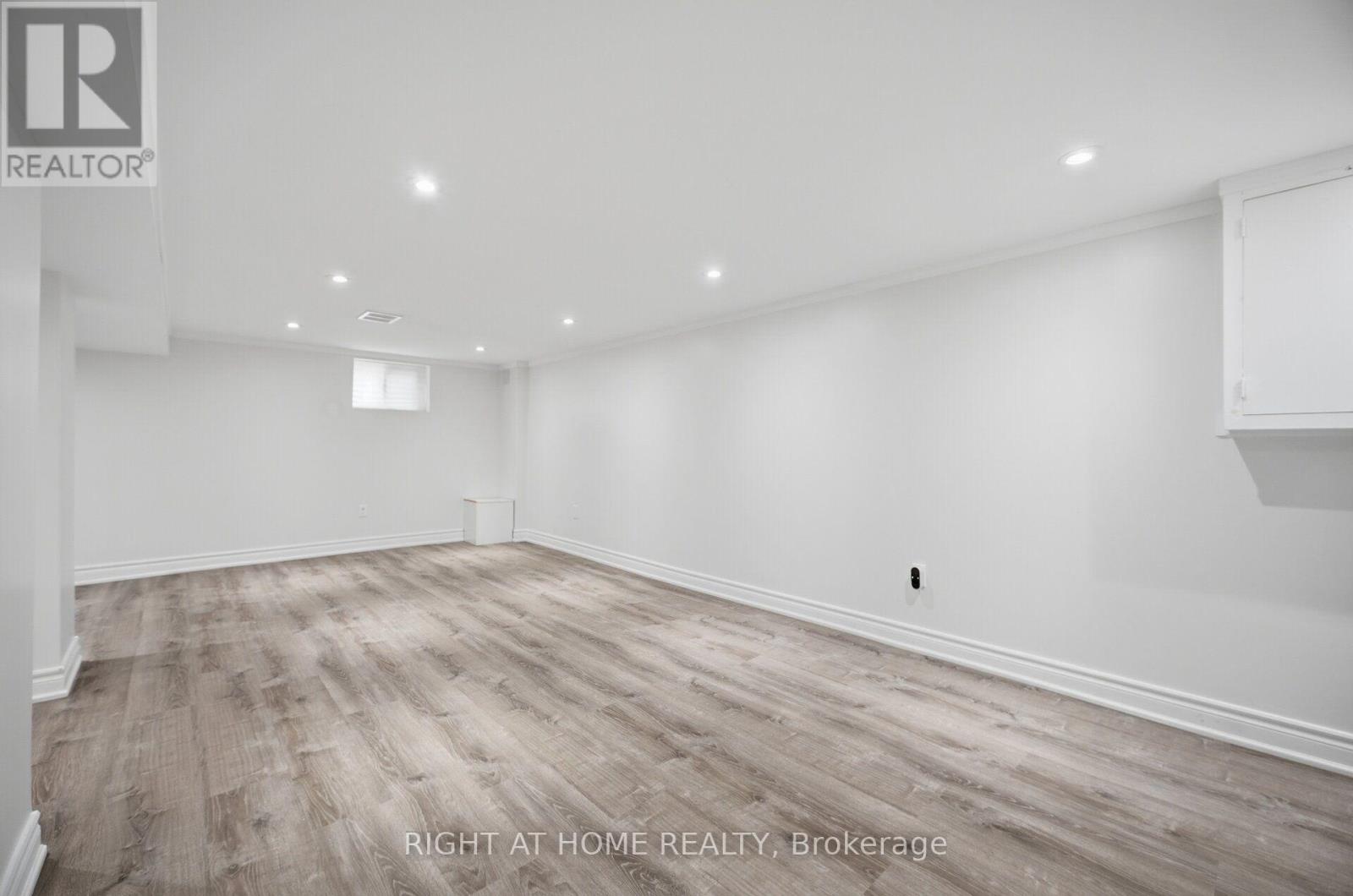 154 Martin Grove Road, Toronto, Ontario  M9B 4K9 - Photo 33 - W13581618