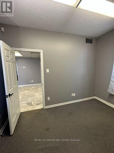 58 - 750 Oakdale (Ground Floor) Street, Toronto, Ontario M3M 2Z4 - Photo 6 - W13441262