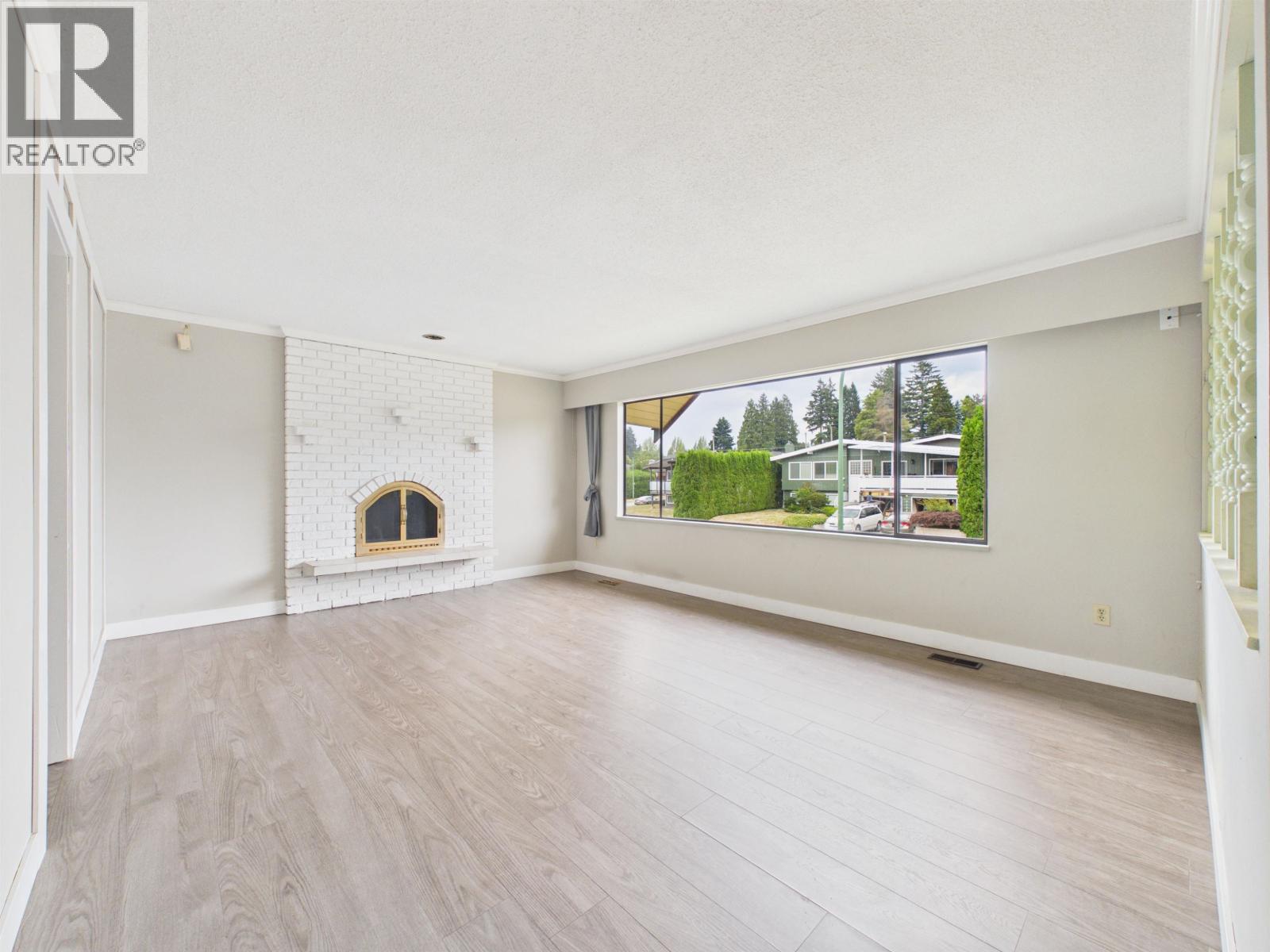 7132 Paulus Court, Burnaby, British Columbia  V5A 1N2 - Photo 6 - R3148245
