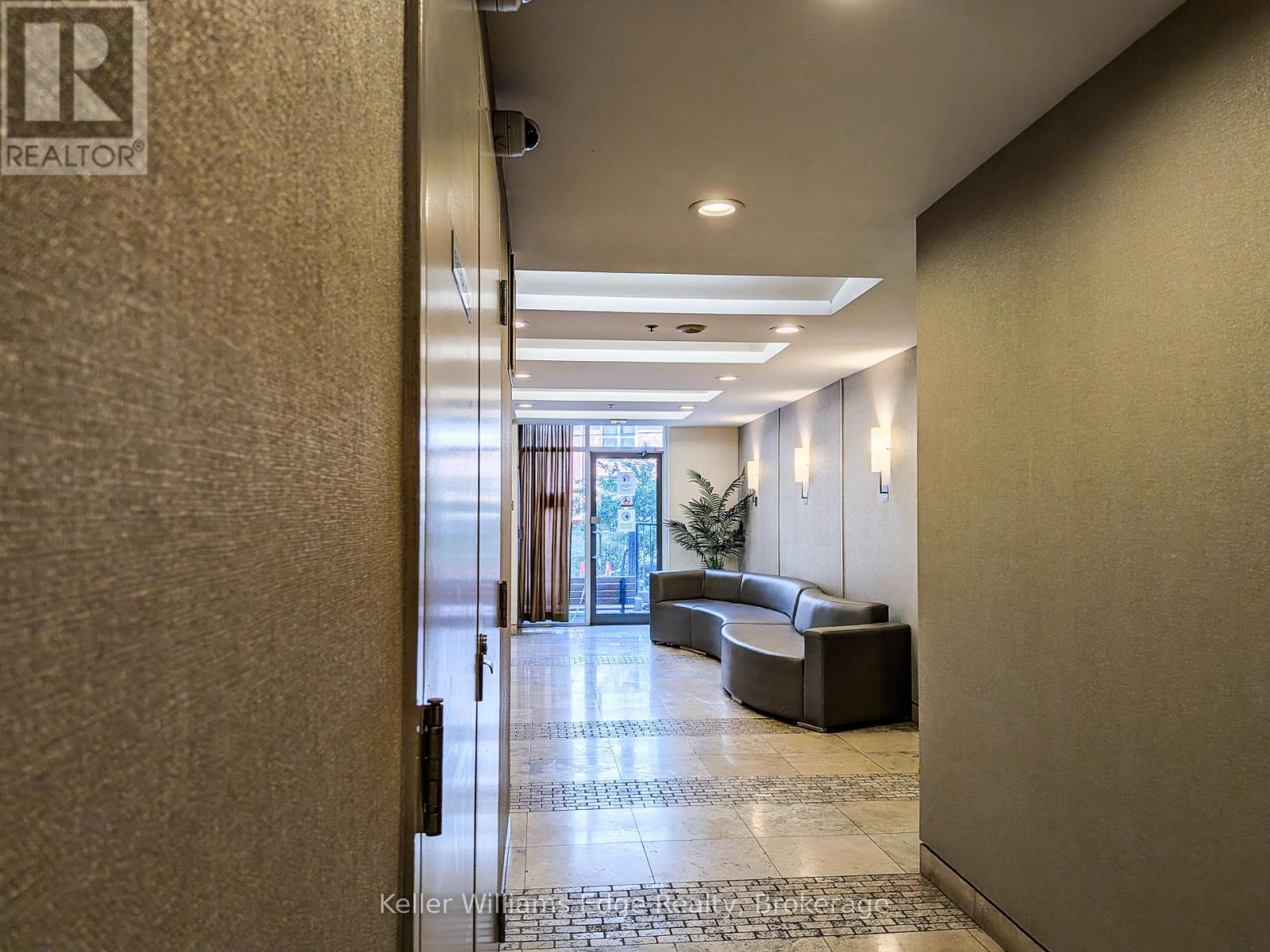 1007 - 70 High Park Avenue, Toronto, Ontario  M6P 1A1 - Photo 9 - W13461902