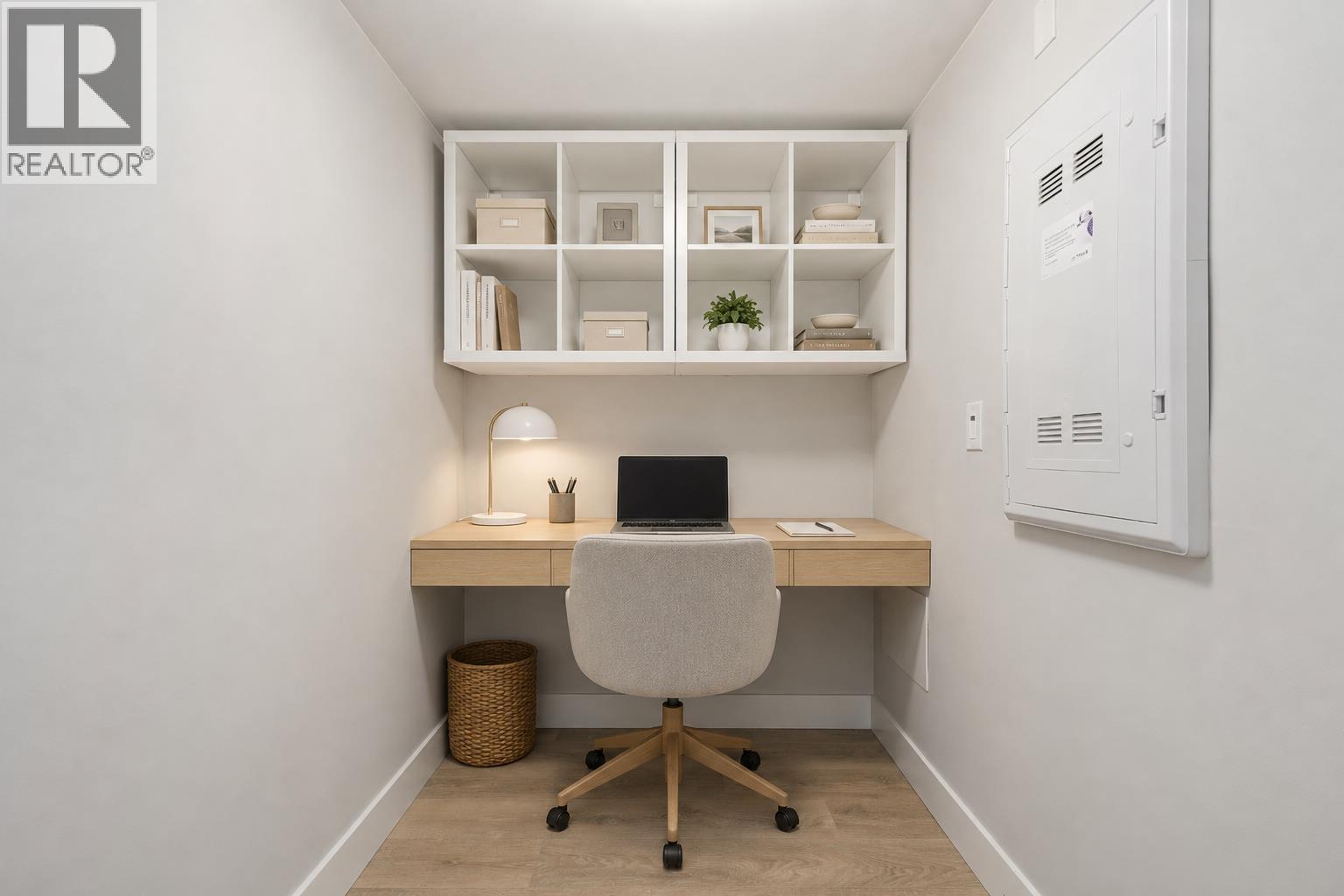 Listing image 6
