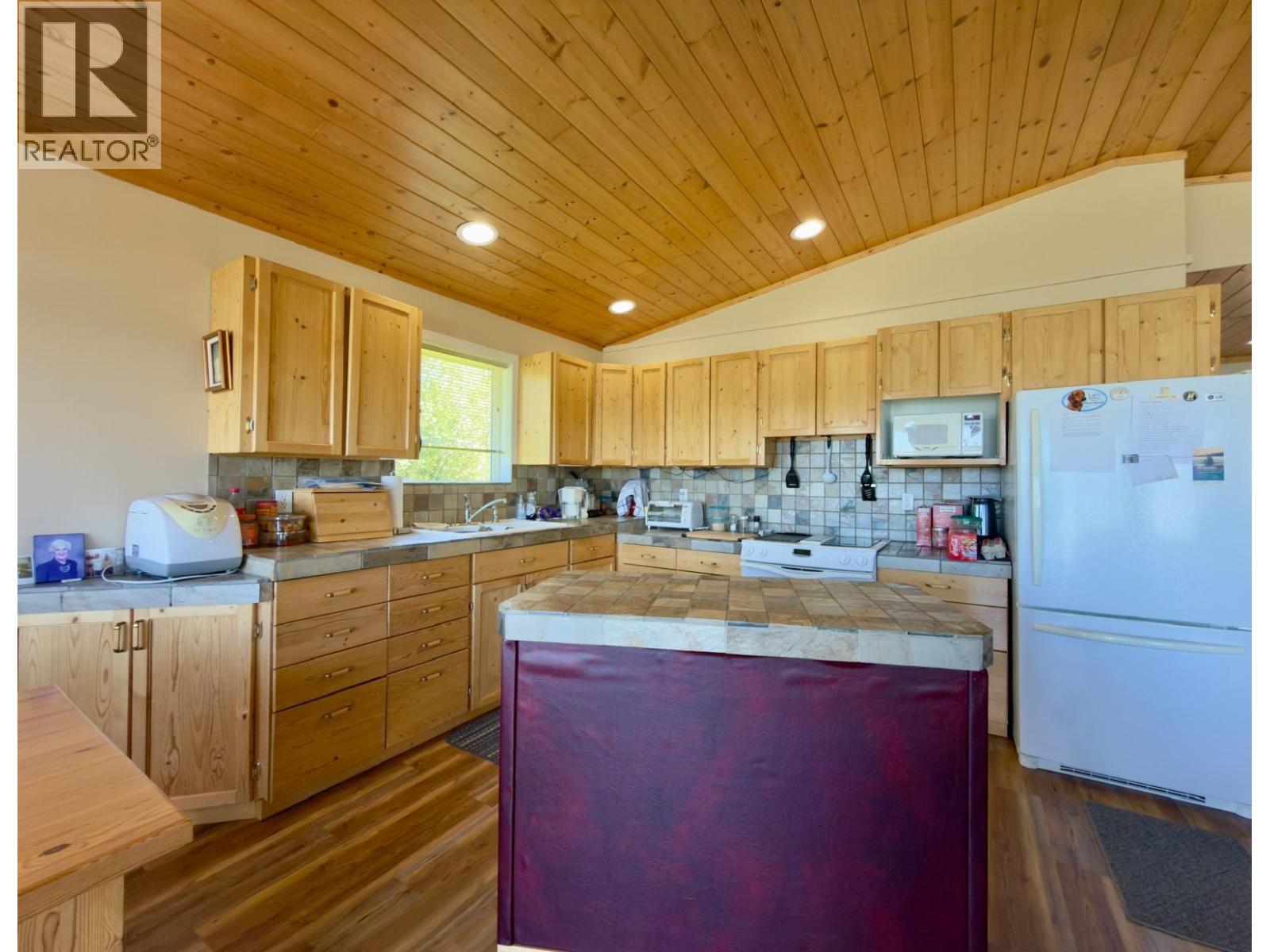 3608 E Puntzi Lake Road, Chilcotin, British Columbia  V0L 1H0 - Photo 20 - R3147831