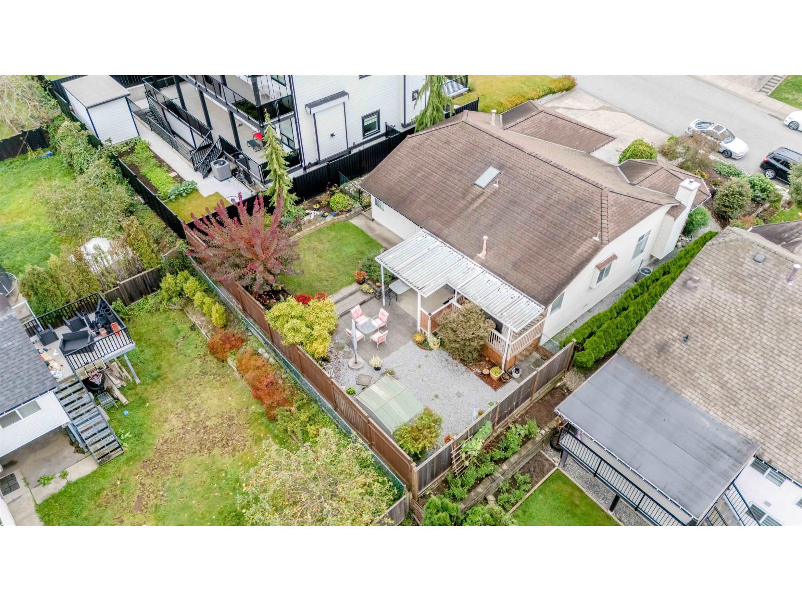 2830 Crossley Drive, Abbotsford, British Columbia  V2T 5H4 - Photo 3 - R3147154