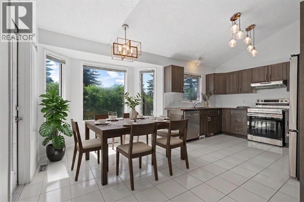 88 Sandringham Close Nw, Calgary, Alberta  T3K 3X1 - Photo 13 - A2329026