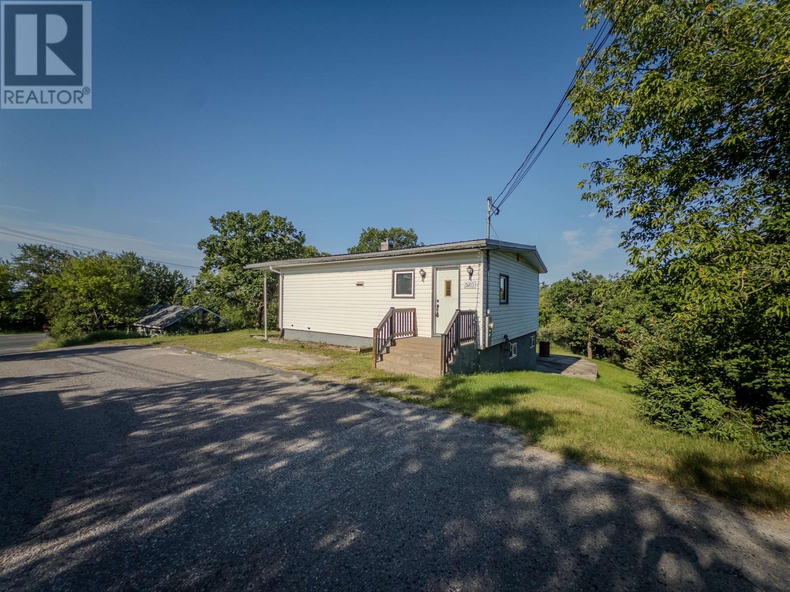 520 Portage Street, Kenora, Ontario