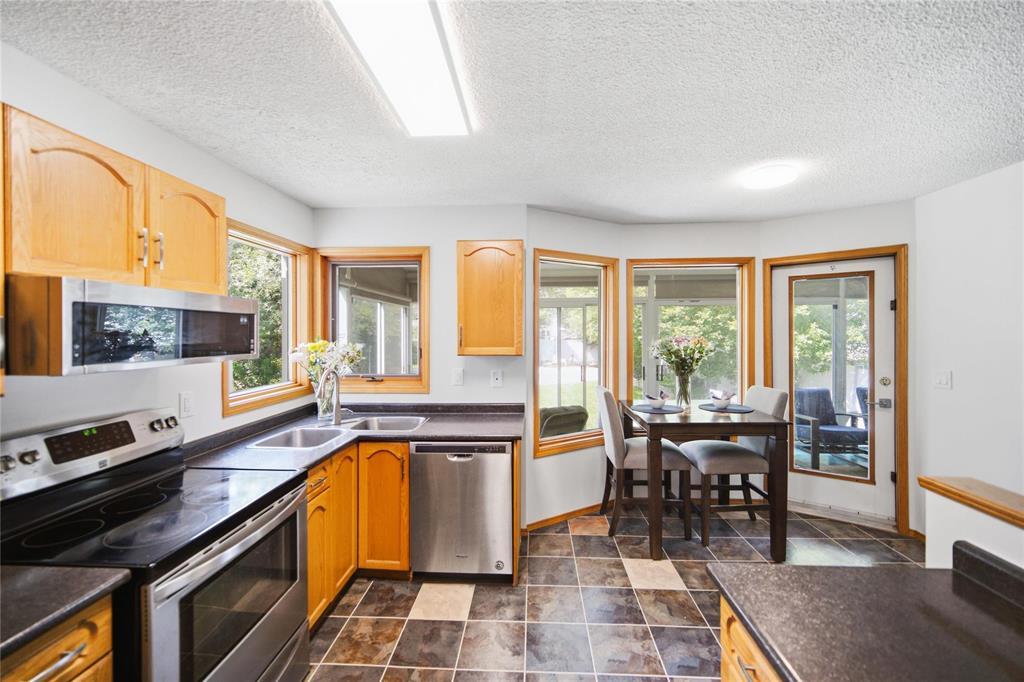 10 Civic Street, Winnipeg, Manitoba R3R 3M6 - Photo 11 - 202617164