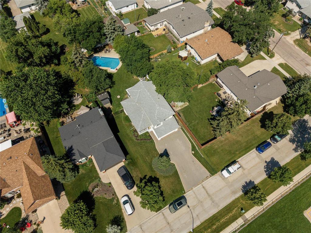 10 Civic Street, Winnipeg, Manitoba R3R 3M6 - Photo 40 - 202617164